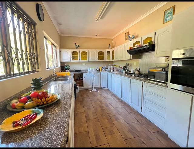 4 BEDROOM HOUSE FOR SALE IN SCOTTBURGH CENTRAL